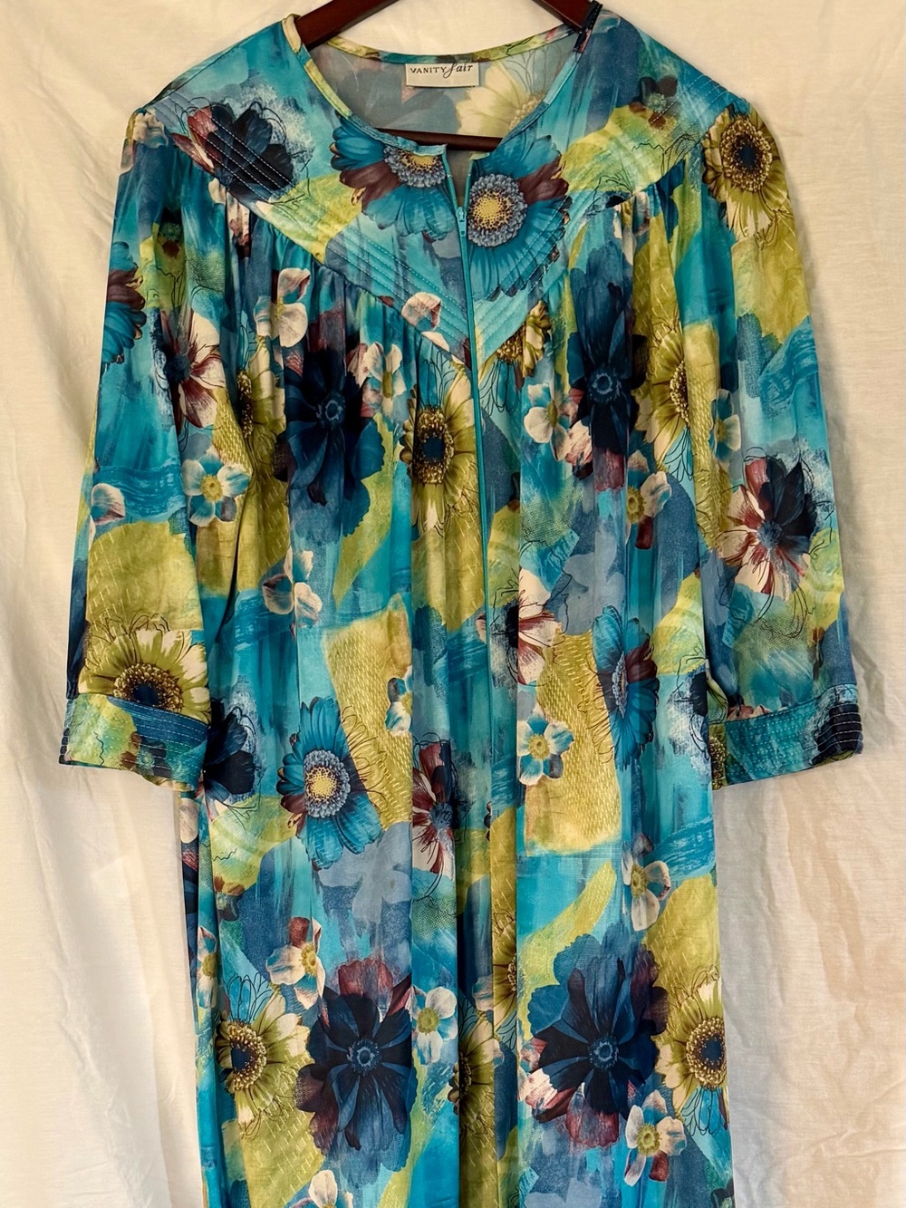 Vintage Tropical Vanity Fair Robe